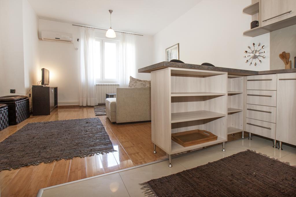 Apartment Rubin Dordegol Chambre photo